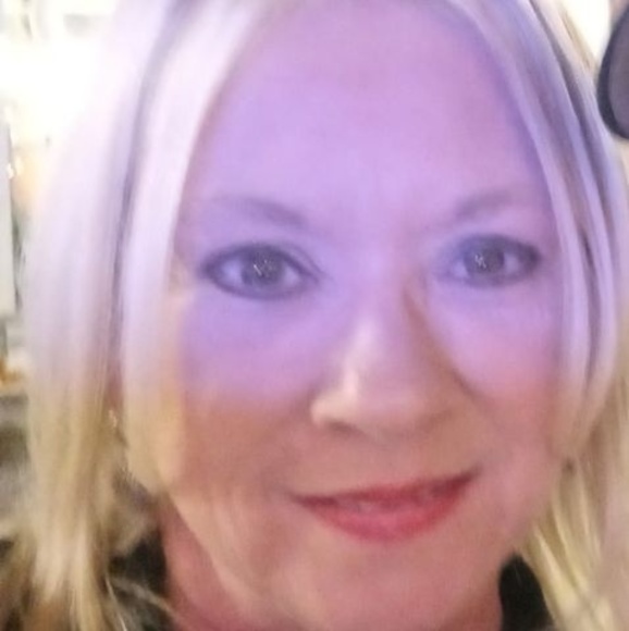 Meet your Posher, Kim - Picture 1 of 1